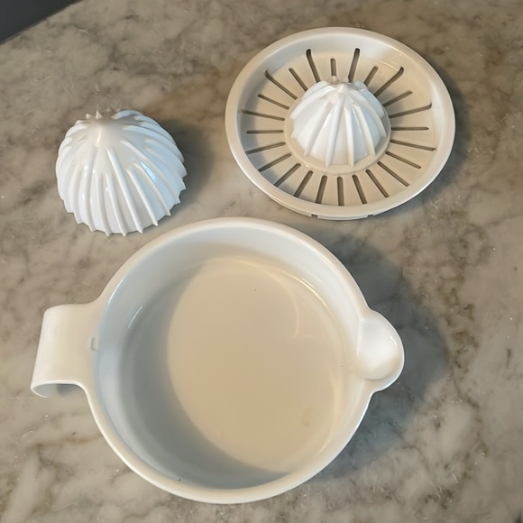 Citrus squeezer - Picture 3 of 6